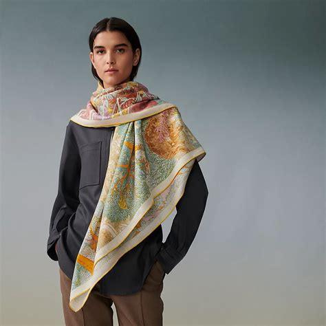 Hermès Retour a la Nature Shawl 